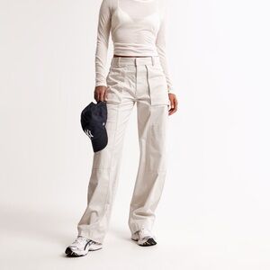 Abercrombie & Fitch Mid Rise Barrel Utility Pants Cream Straight Leg 25S NWT